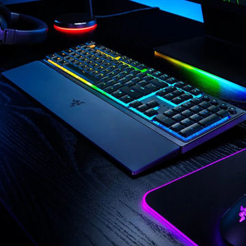 کیبورد گیمینگ ریزر مدل ORNATA V3 X با سیم