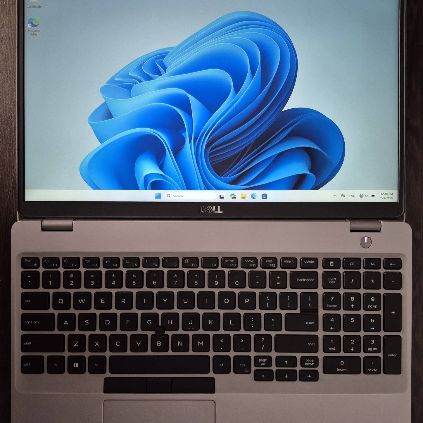 لپ تاپ استوک دل Dell Latitude 5510- i510310U-8GB- 256GB SSD